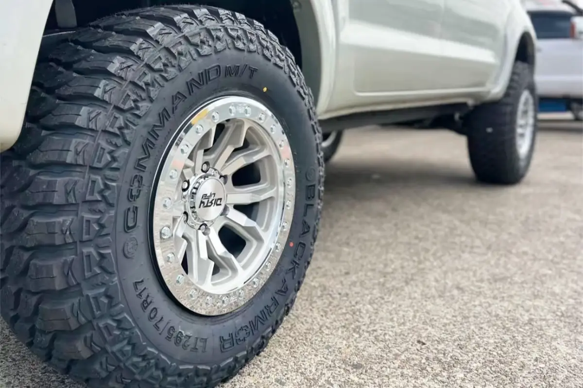 Blackarmor Tyres
