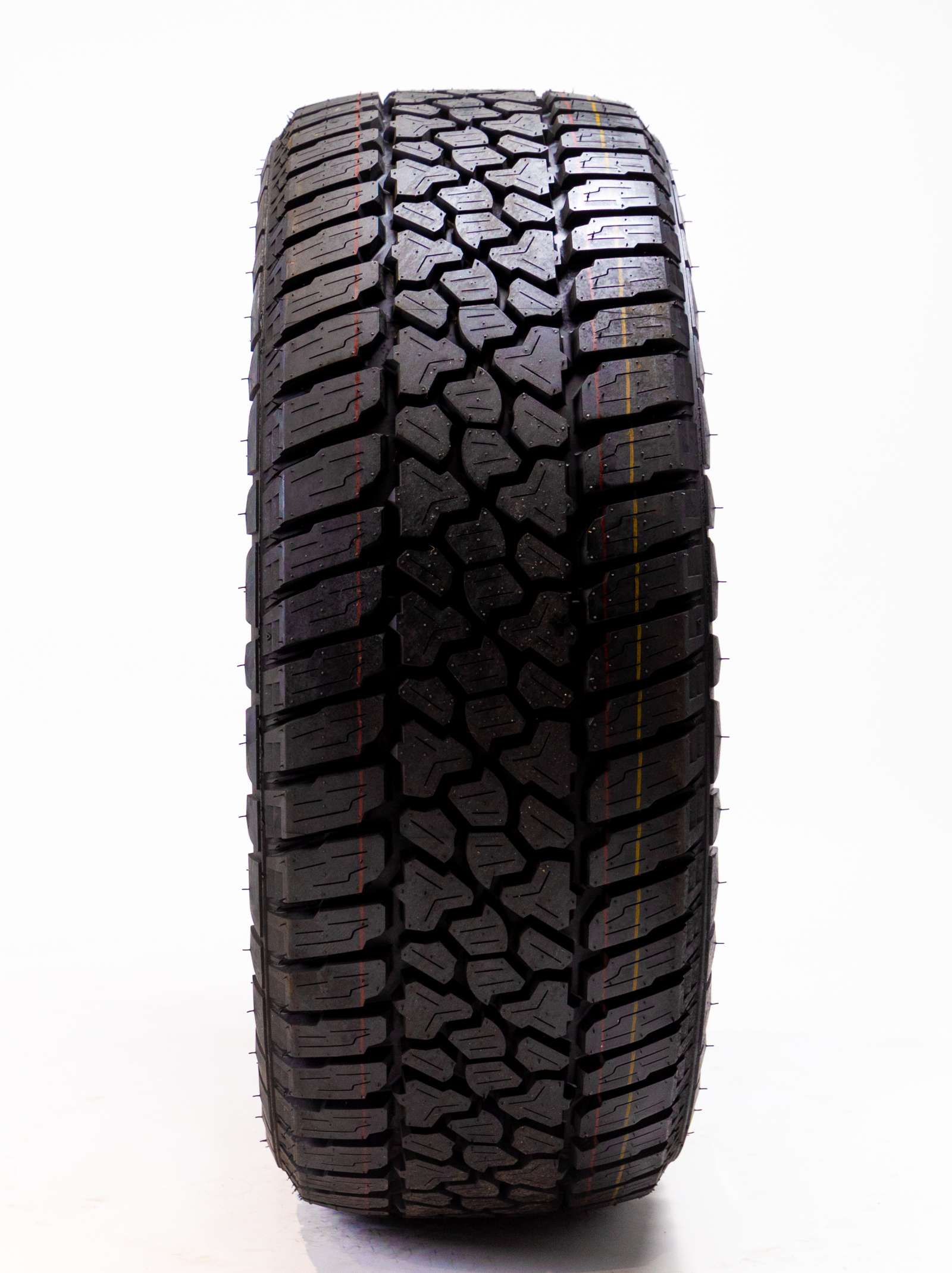 CROSS OVER ALL-TERRAIN TYRE